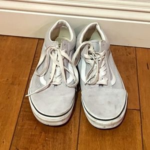 VANS UNISEX CLASSIC OLD SKOOL SNEAKERS, SIZE US M7.5/ W9, GRAY/WHIT